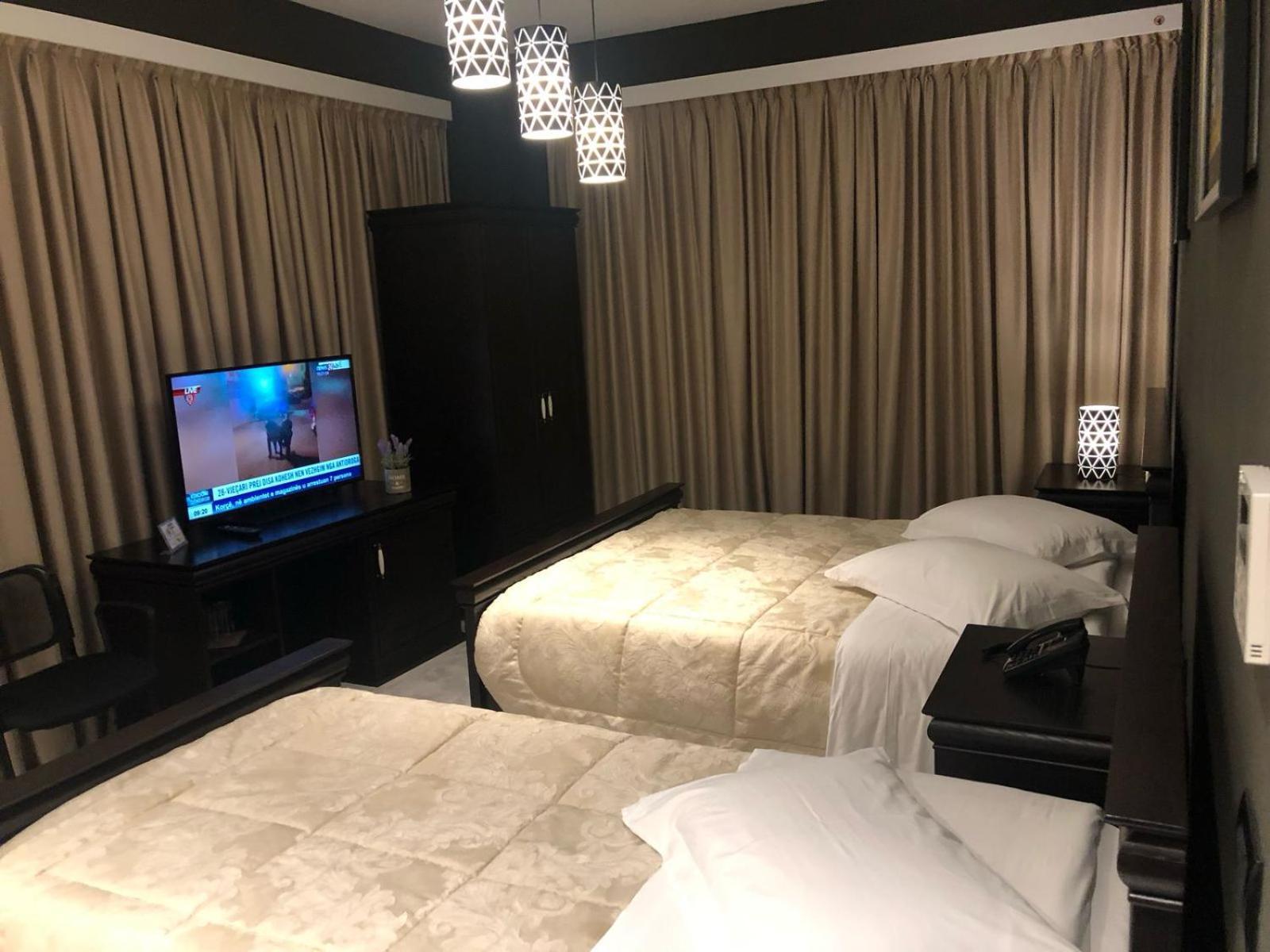Dream'S Hotel จีโรคาสเตอร์ ภายนอก รูปภาพ